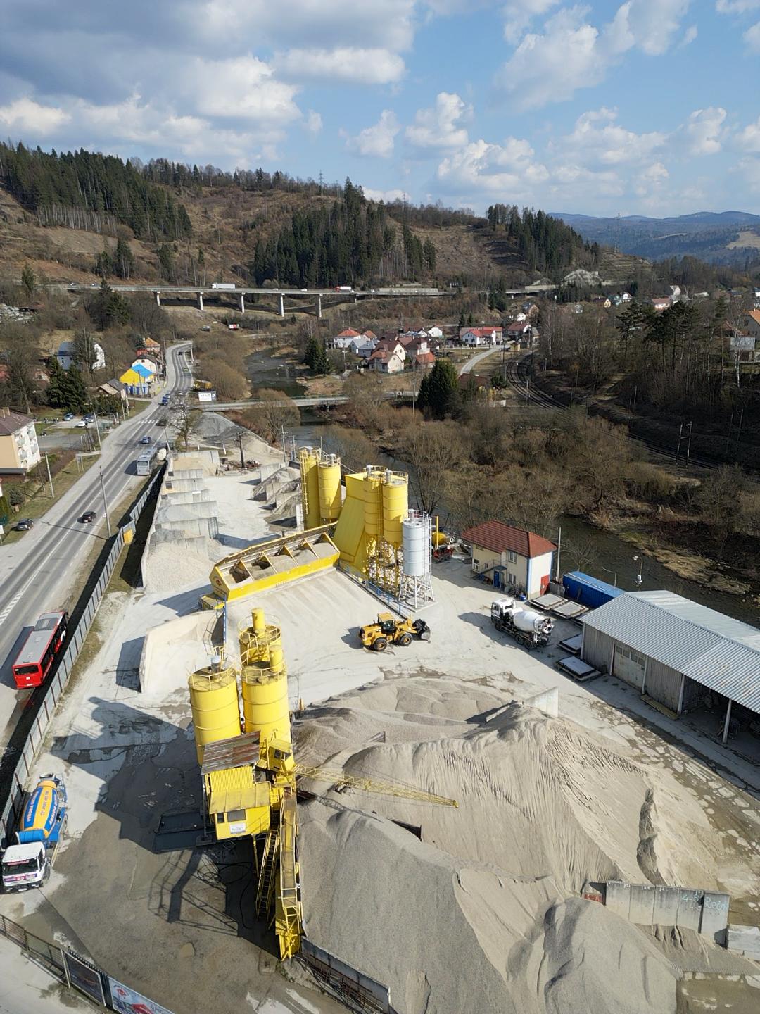 Betonáreň — areál